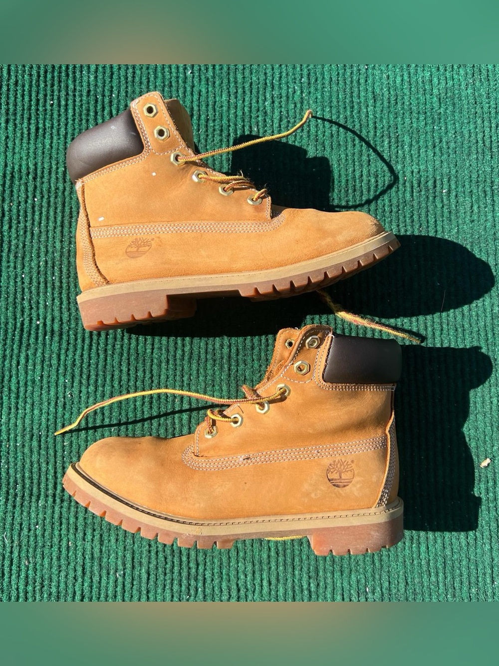 Timberland 6 Inch Premium Waterproof Boot 'Wheat' Nubuck Size 6 Women’s Size 7.5